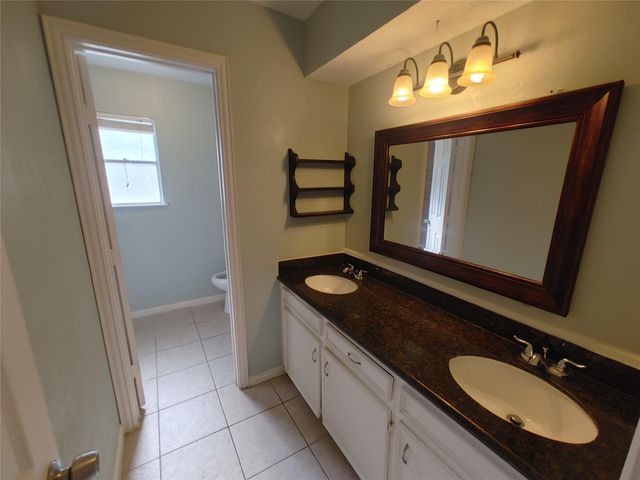 633 Mosswood Drive, Conroe, TX 77302