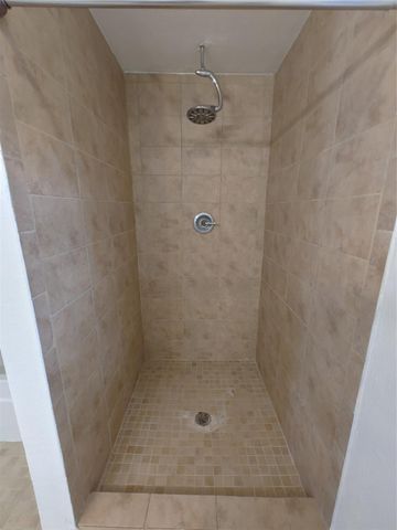 633 Mosswood Drive, Conroe, TX 77302