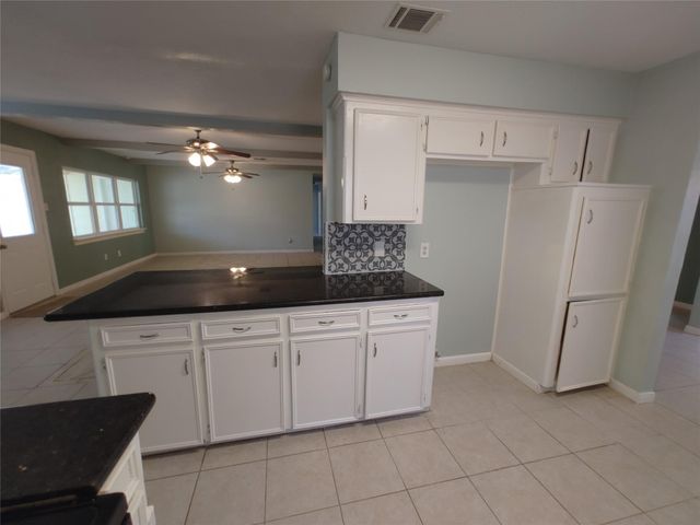 633 Mosswood Drive, Conroe, TX 77302