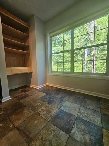 1490 N Crossing Circle NE, Atlanta, GA 30329