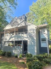 1490 N Crossing Circle NE, Atlanta, GA 30329