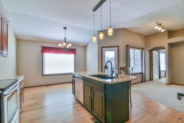 1509 W Hickory St, Haysville, KS 67060