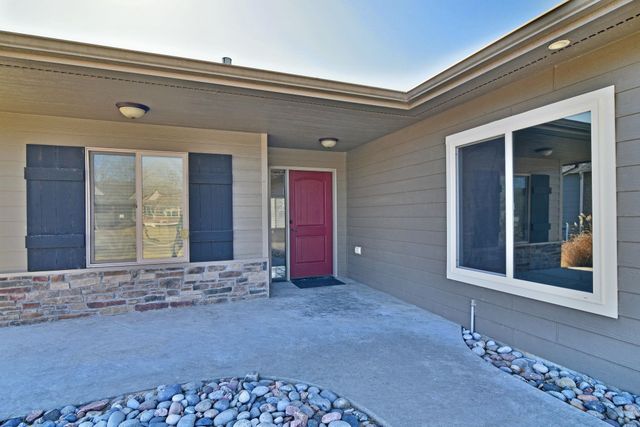 1509 W Hickory St, Haysville, KS 67060