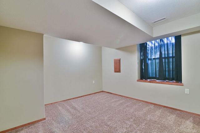 1509 W Hickory St, Haysville, KS 67060