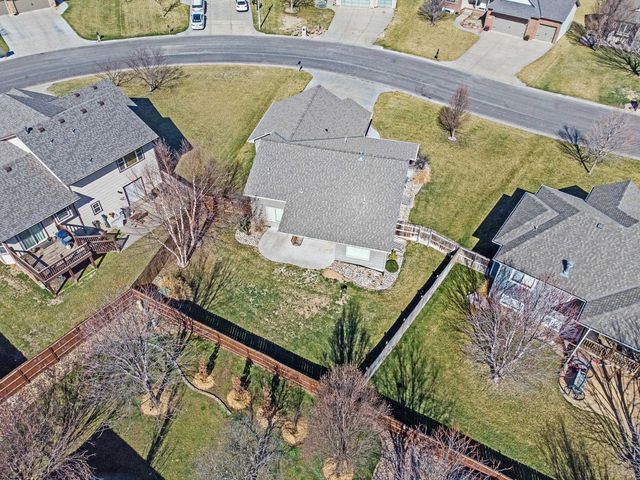 1509 W Hickory St, Haysville, KS 67060