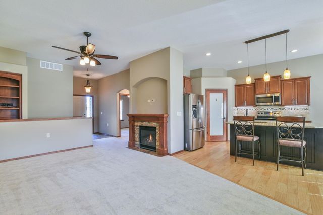 1509 W Hickory St, Haysville, KS 67060