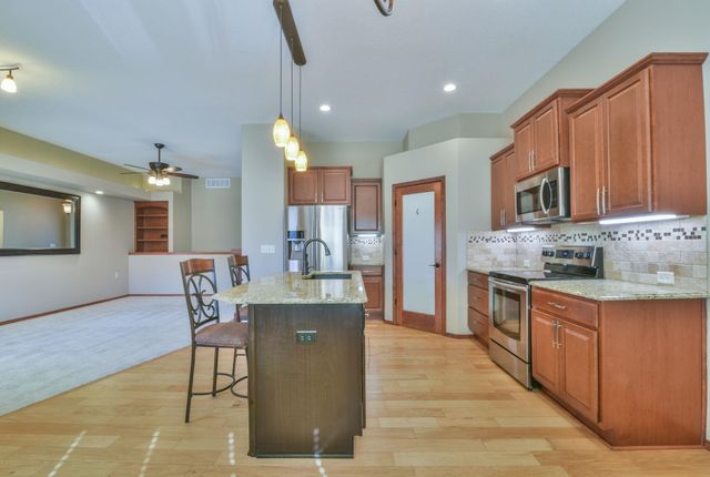 1509 W Hickory St, Haysville, KS 67060