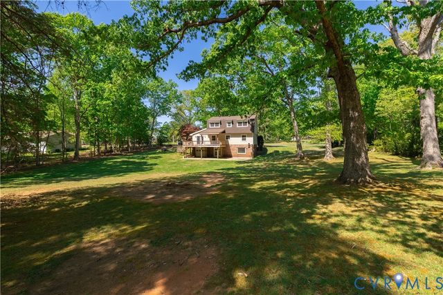 8901 Green St, Amelia Courthouse, VA 23002
