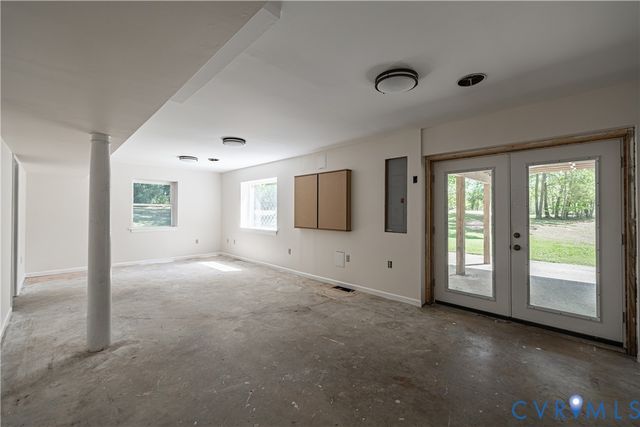 8901 Green St, Amelia Courthouse, VA 23002