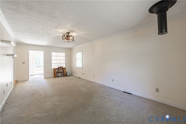 8901 Green St, Amelia Courthouse, VA 23002