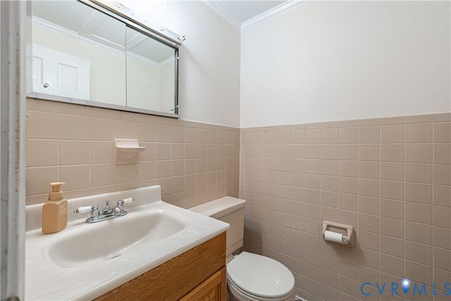 8901 Green St, Amelia Courthouse, VA 23002