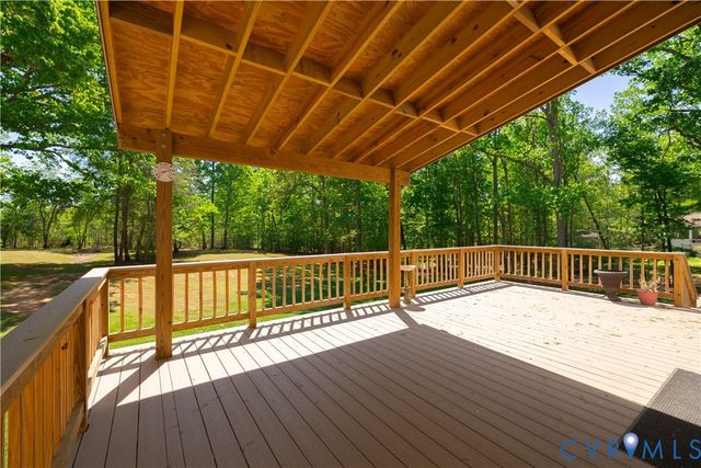 8901 Green St, Amelia Courthouse, VA 23002