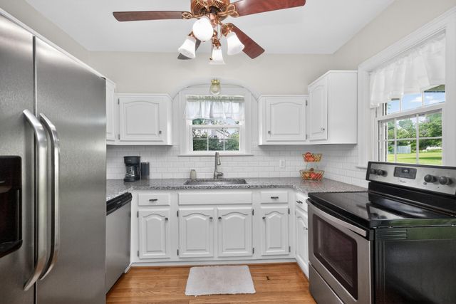 304 Village Drive, Lawrenceburg, KY 40342