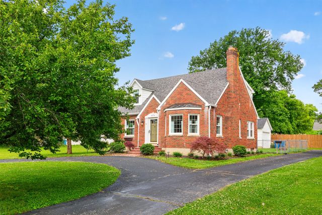 304 Village Drive, Lawrenceburg, KY 40342