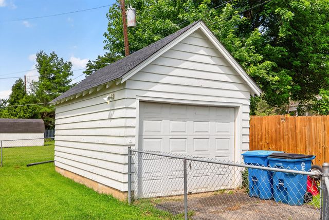 304 Village Drive, Lawrenceburg, KY 40342