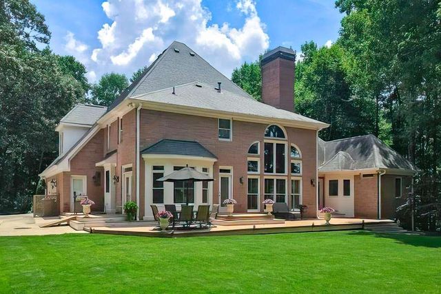 4434 Oxburgh Park, Flowery Branch, GA 30542