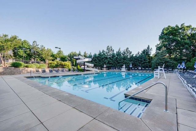 4434 Oxburgh Park, Flowery Branch, GA 30542