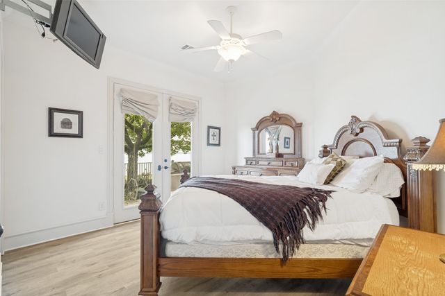 1237 Overlook Court, Whitney, TX 76692