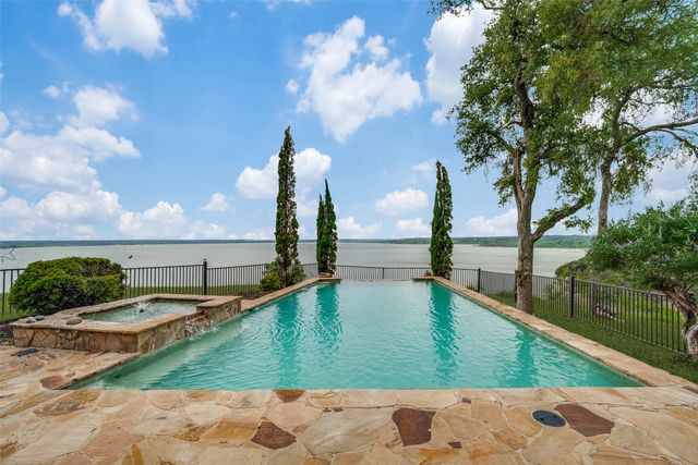 1237 Overlook Court, Whitney, TX 76692