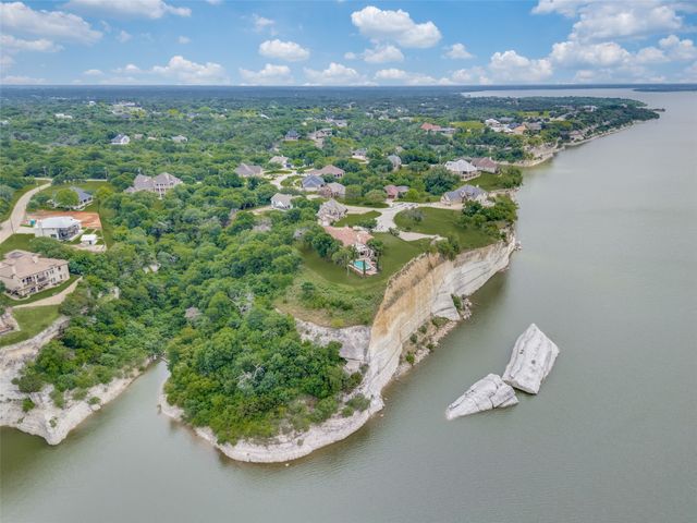 1237 Overlook Court, Whitney, TX 76692