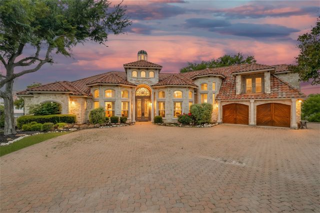 1237 Overlook Court, Whitney, TX 76692