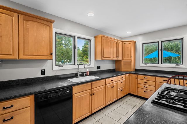 7665 E Ml Avenue, Kalamazoo, MI 49048