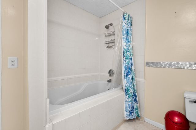 7665 E Ml Avenue, Kalamazoo, MI 49048