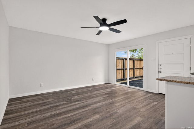 600 Gentleman Rd Apt 1, Balcones Heights, TX 78201