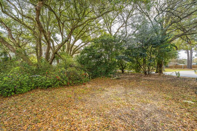 783 Fort Johnson Road, Charleston, SC 29412