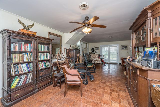 783 Fort Johnson Road, Charleston, SC 29412