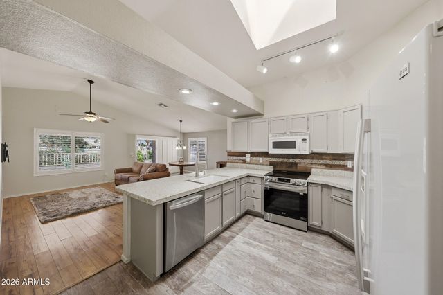 14476 W BUFFALO Trail, Surprise, AZ 85374