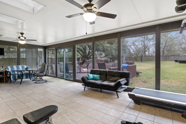 195 County Road 4164, Pittsburg, TX 75686