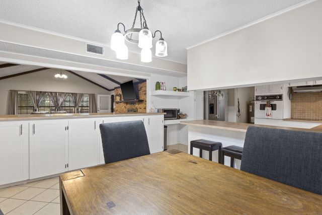 195 County Road 4164, Pittsburg, TX 75686