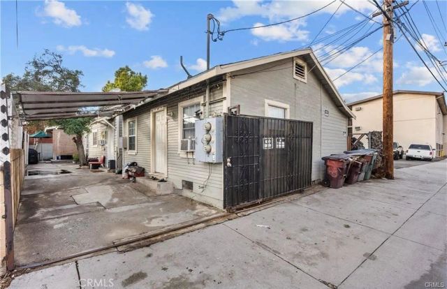 833 Pepper Way, Glendale, CA 91205