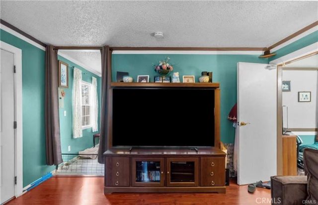 833 Pepper Way, Glendale, CA 91205