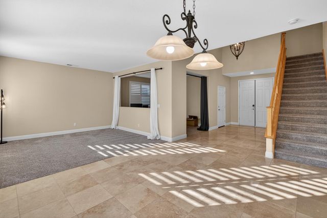 9362 Lost Springs Ct, Elk Grove, CA 95624