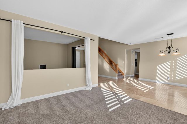 9362 Lost Springs Ct, Elk Grove, CA 95624