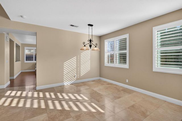 9362 Lost Springs Ct, Elk Grove, CA 95624