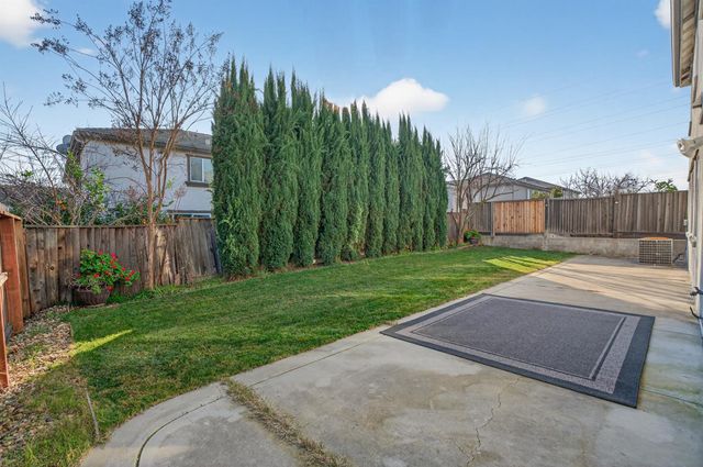 9362 Lost Springs Ct, Elk Grove, CA 95624