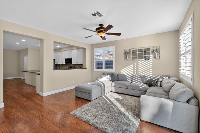 9362 Lost Springs Ct, Elk Grove, CA 95624