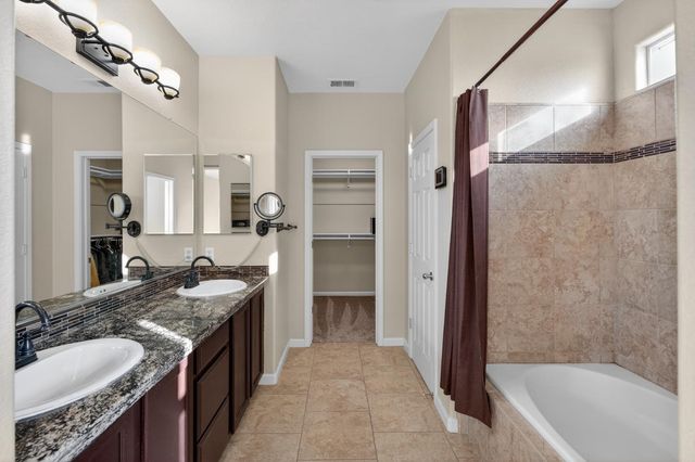 9362 Lost Springs Ct, Elk Grove, CA 95624