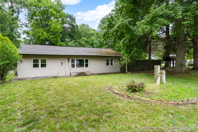 1403 S Mears Avenue, Whitehall City, MI 49461