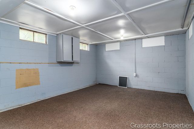 1403 S Mears Avenue, Whitehall City, MI 49461