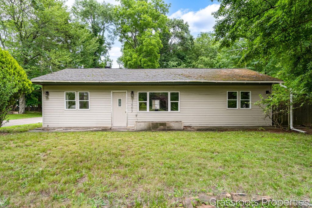 1403 S Mears Avenue, Whitehall City, MI 49461
