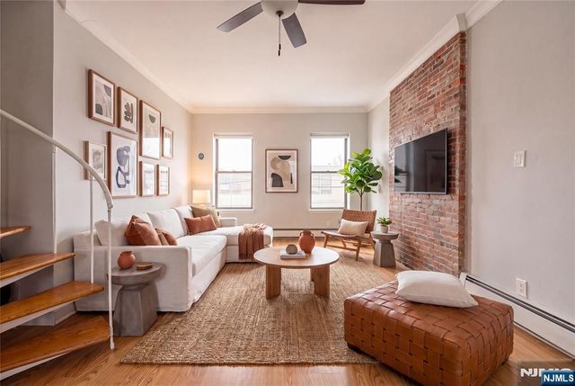 133 Grand Street 401, Jersey City, NJ 07302