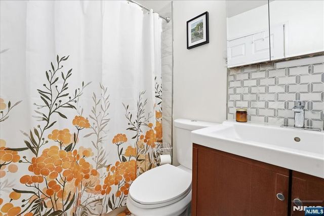 133 Grand Street 401, Jersey City, NJ 07302