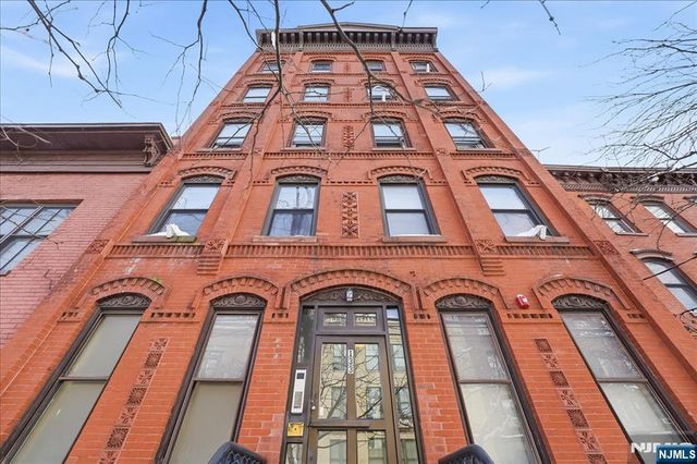 133 Grand Street 401, Jersey City, NJ 07302
