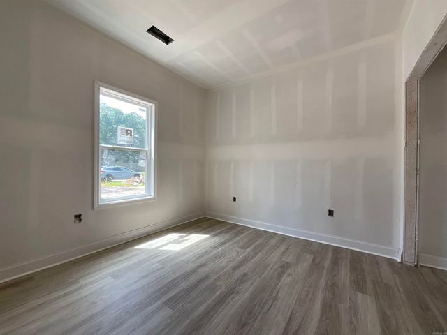 215 Kayla Lane, Lonoke, AR 72086