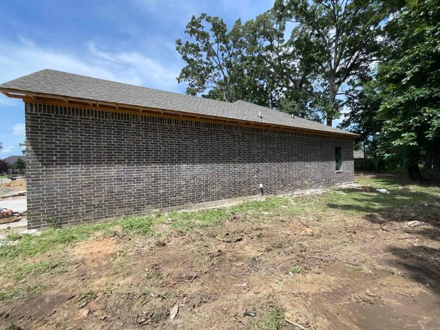 215 Kayla Lane, Lonoke, AR 72086