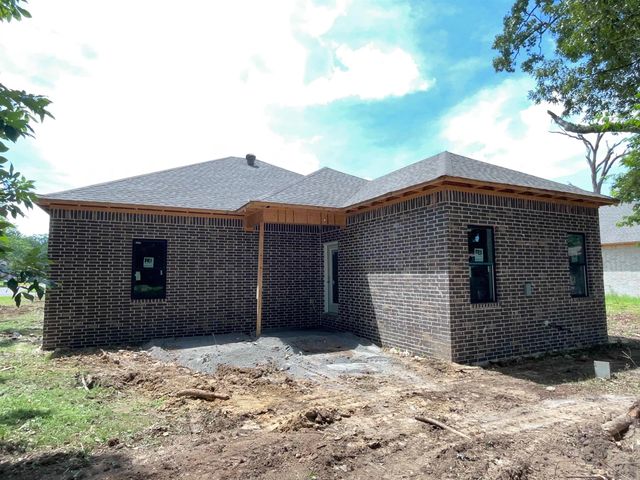 215 Kayla Lane, Lonoke, AR 72086